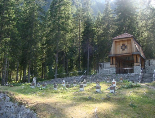 VALBRUNA, CIMITERO DEGLI EROI